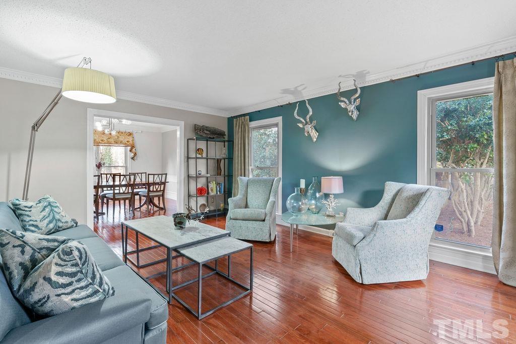 5329 Edington Lane Raleigh, NC 27604 - Photo 5 of 44 Gallery Image 5