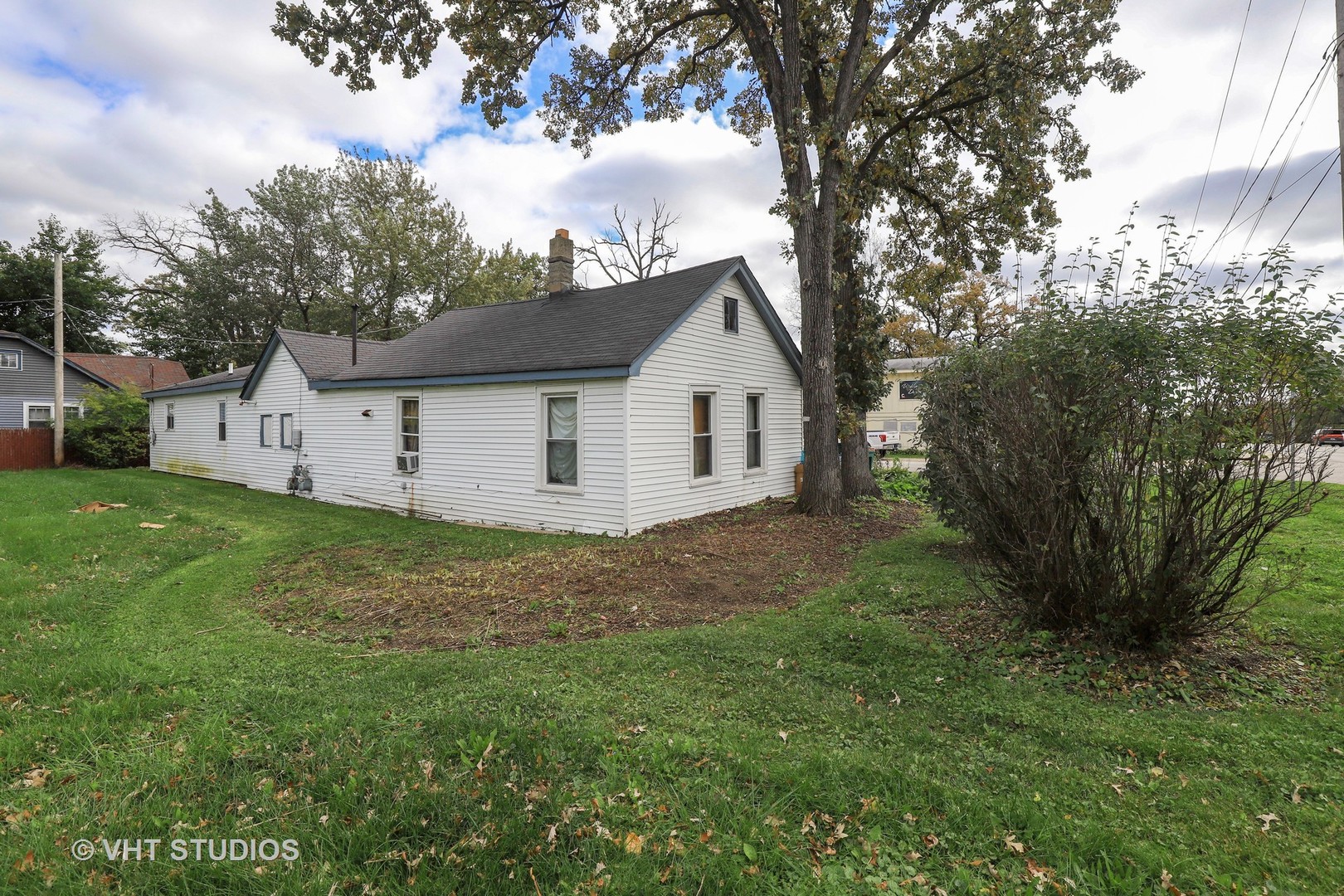 827 North Cedar Lake Road Round Lake, IL 60073 - Photo 10 of 10