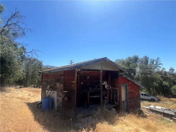 $175,000 | 56554 Road 200, North Fork, CA 93643