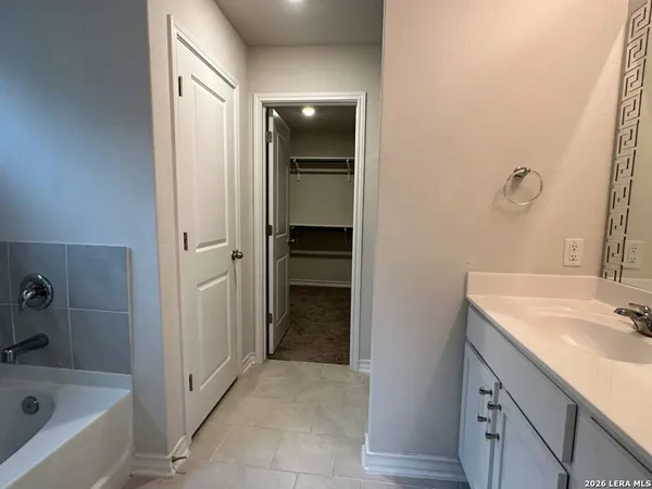 $2,500 | 14079 Mudstone Street, San Antonio, TX 78253