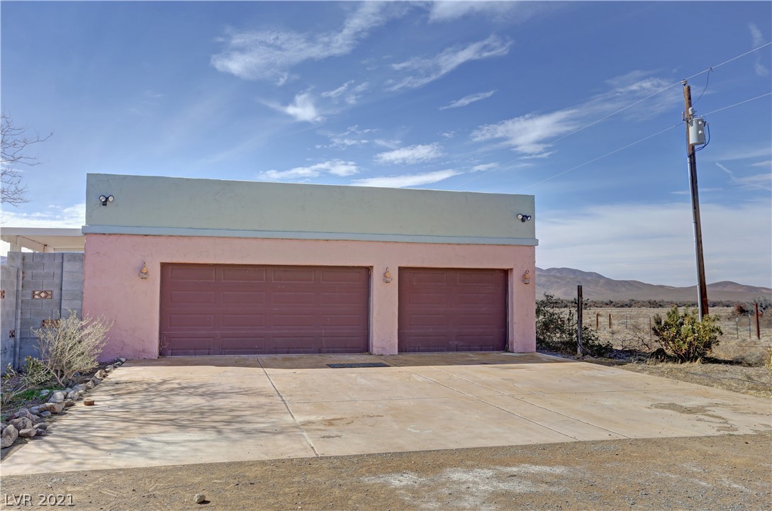 8151 White Hawk Road Pahrump, NV 89060 - Photo 16 of 49
