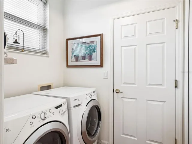 $325,000 | 20500 Queen Alexandra Drive, Leesburg, FL 34748