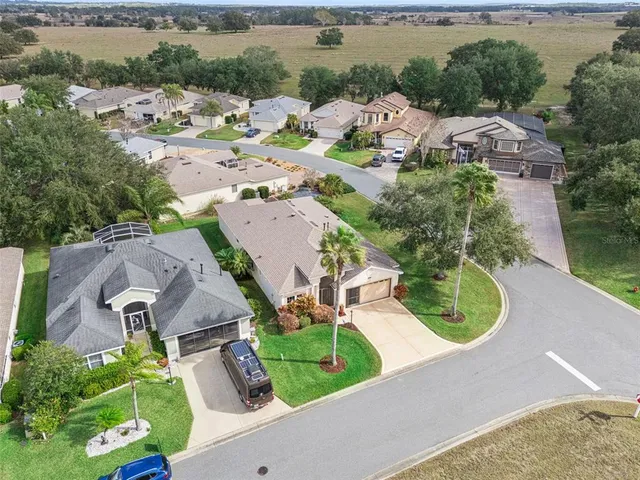 $325,000 | 20500 Queen Alexandra Drive, Leesburg, FL 34748