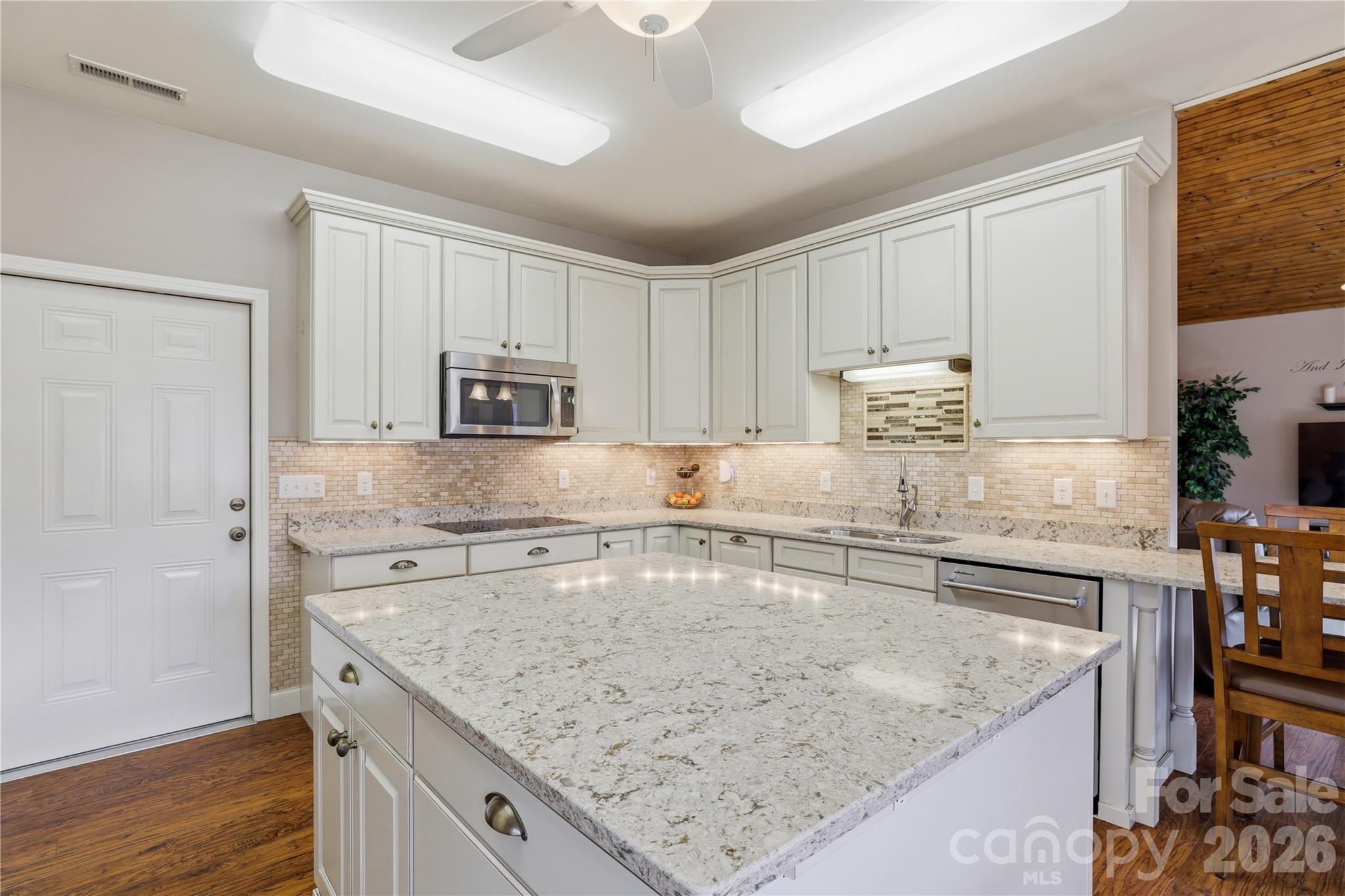 140 Debbie Loop Waynesville, NC 28786 - Photo 16 of 47