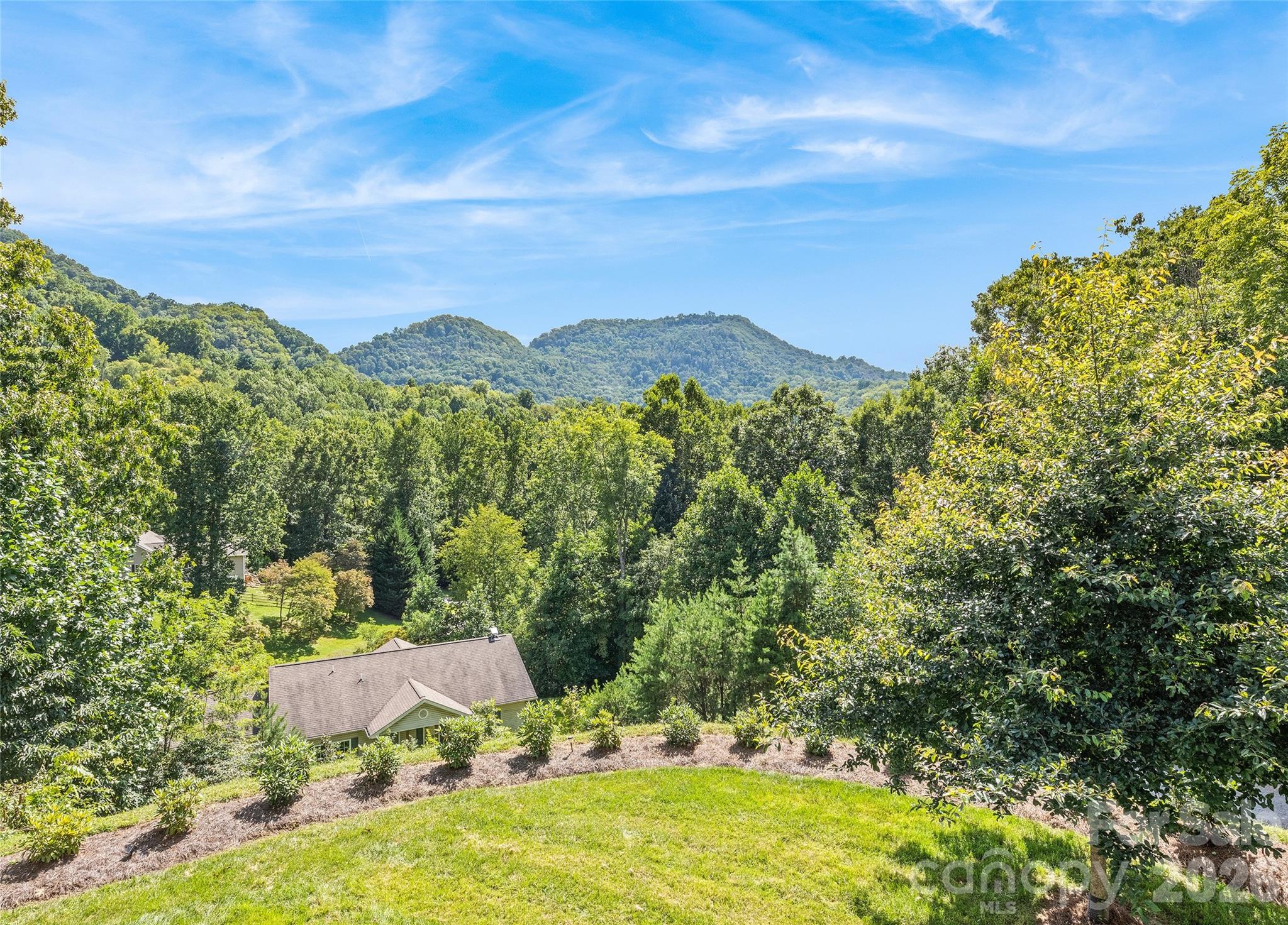 140 Debbie Loop Waynesville, NC 28786 - Photo 4 of 47