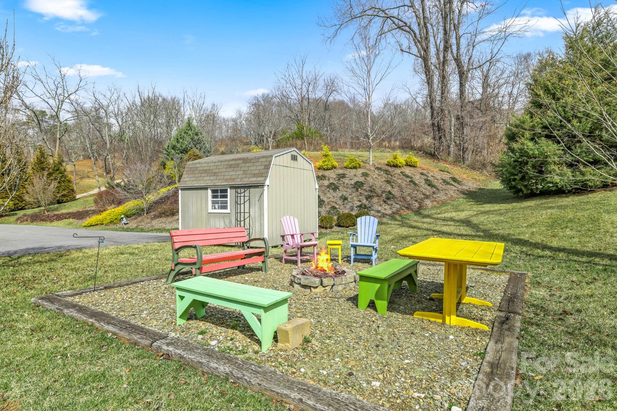 140 Debbie Loop Waynesville, NC 28786 - Photo 43 of 47