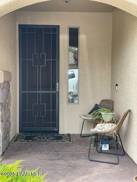 330 Breezy Road Prescott, AZ 86301 - Photo 2 of 42 Front Patio