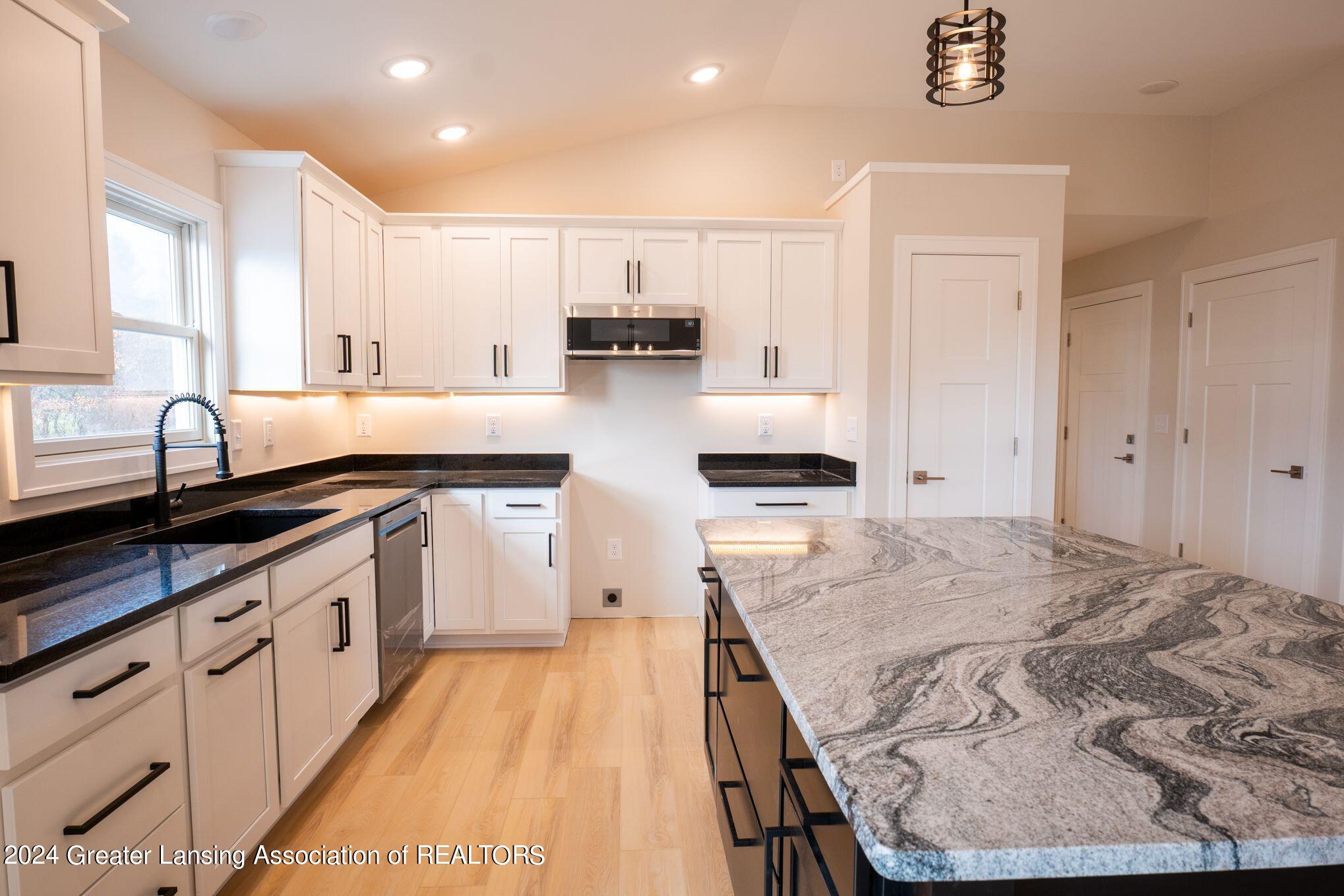 4117 Morton Road Stockbridge, MI 49285 - Photo 11 of 29 Kitchen
