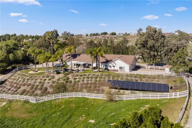 $2,250,000 | 33905 Pauba Road, Temecula, CA 92592