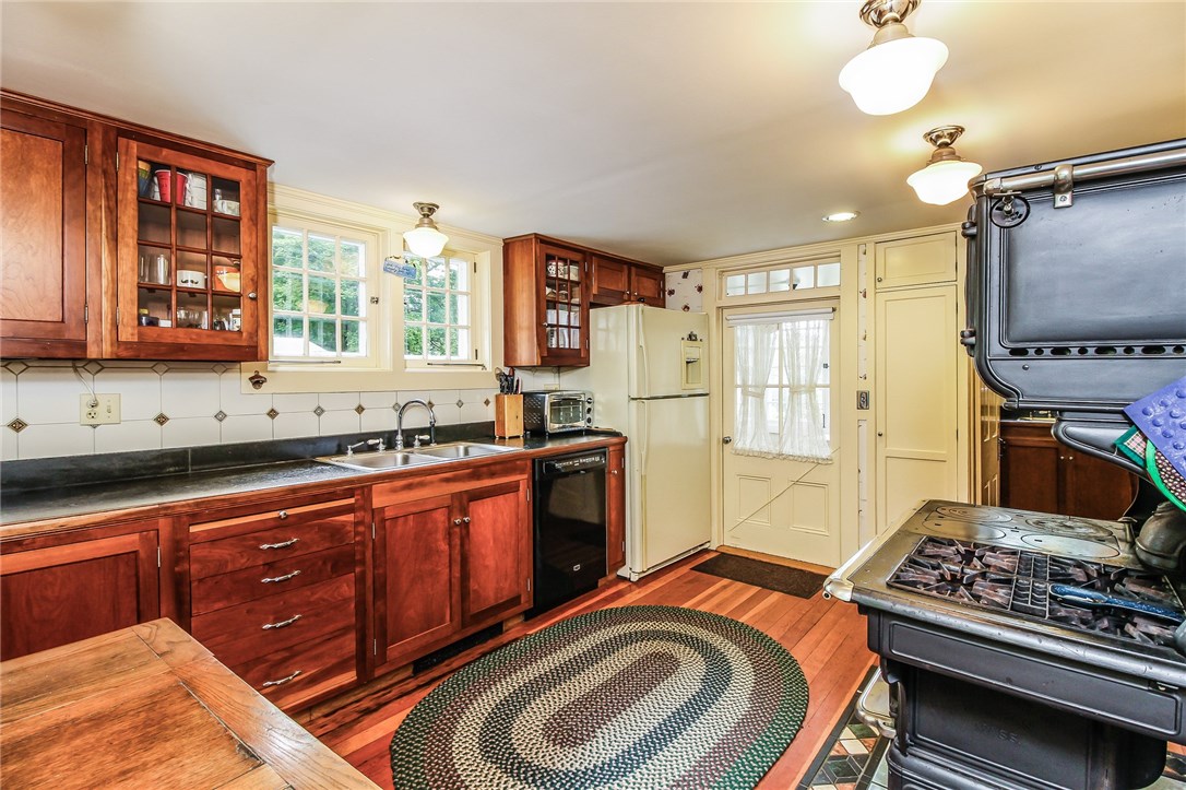 56 Main Street Scituate, RI 02831 - Photo 13 of 40 Gallery Image 13