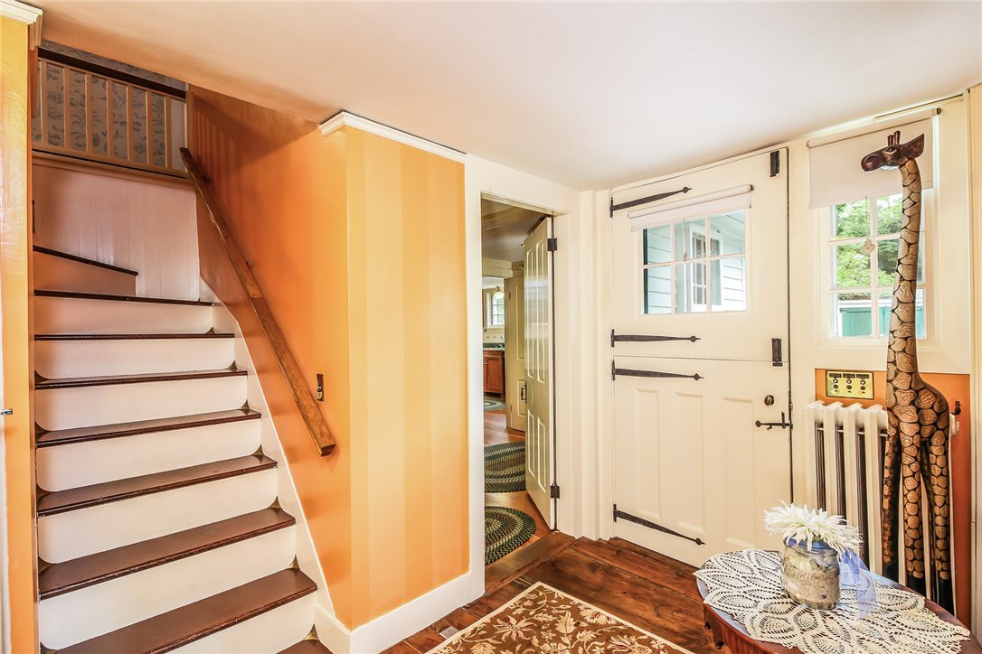 56 Main Street Scituate, RI 02831 - Photo 8 of 40 Gallery Image 8