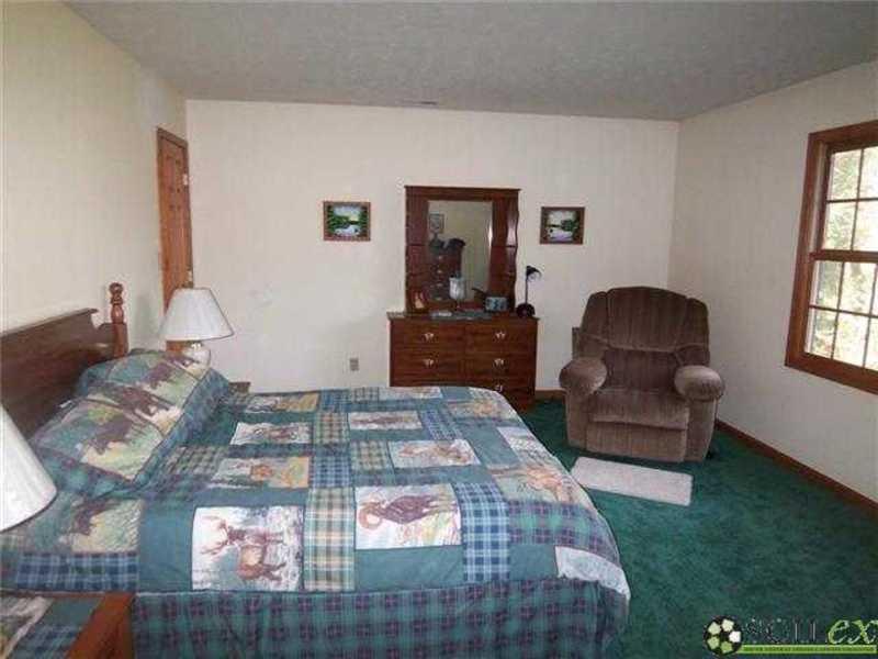 3590 West Carr Hill Road Columbus, IN 47201 - Photo 8 of 14 Gallery Image 8