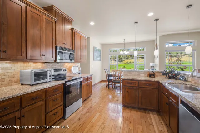 $1,100,000 | 33 Whitetail Drive, New Castle, CO 81647