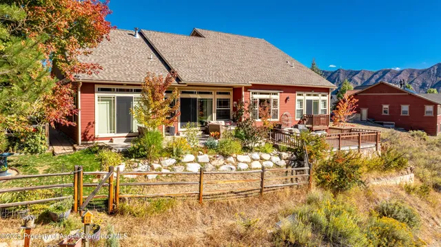 $1,100,000 | 33 Whitetail Drive, New Castle, CO 81647