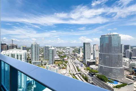 $875,000 | 200 Biscayne Blvd Way, Unit 4812, Miami, FL 33131