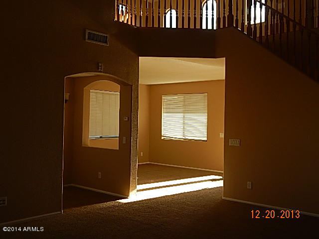 28730 North Nobel Road Phoenix, AZ 85085 - Photo 10 of 30 nobel, laurel and 56th 057