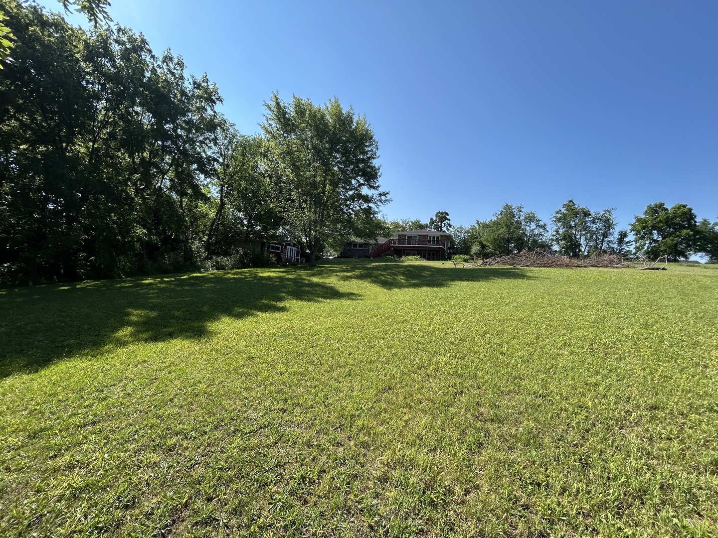 194 South Collins Street South Elgin, IL 60177 - Photo 43 of 48 a view of a green field with wooden fence