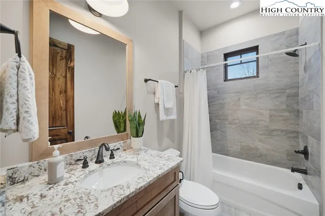 $1,124,900 | 123 High Country Overlook Overlook, Unit OVERLOOK, Banner Elk, NC 28604