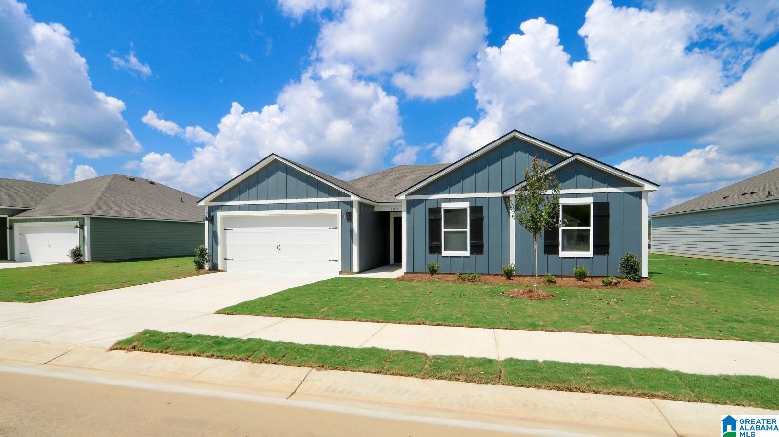 123 Aberdeen Loop Calera, AL 35040 - Photo 2 of 19