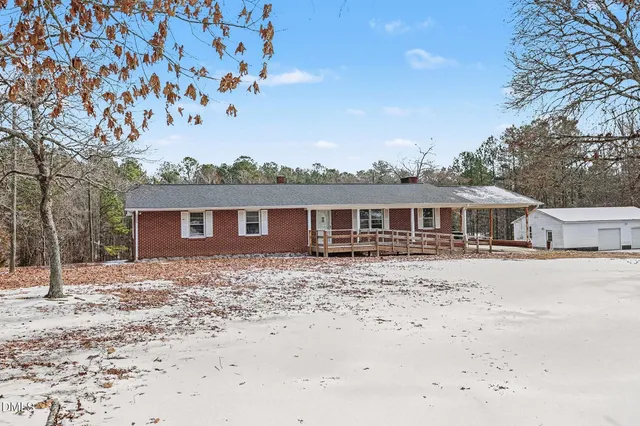 $300,000 | 91 Gardner Road, Castalia, NC 27816