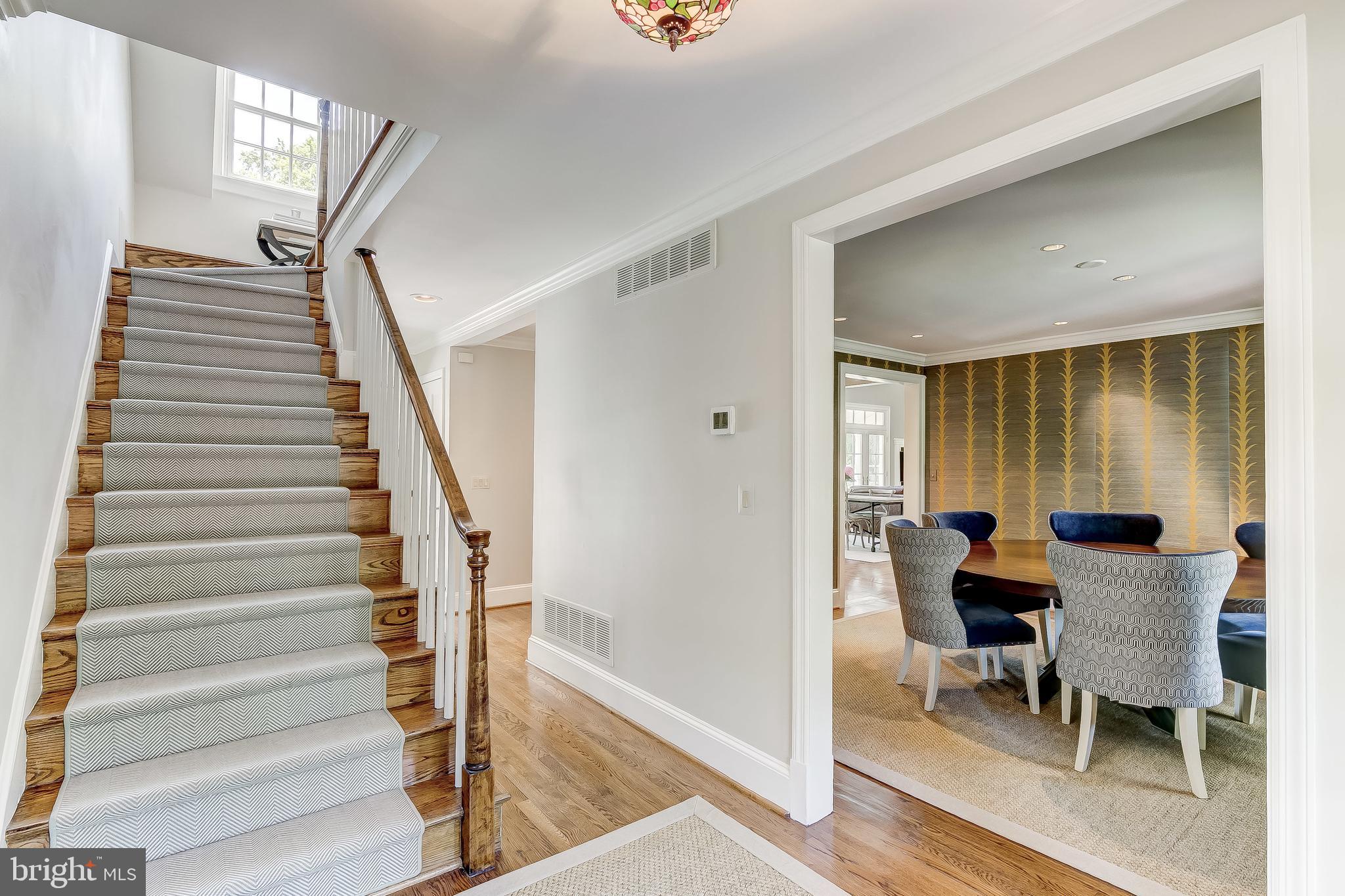 1840 Greenspring Valley Road Stevenson, MD 21153 - Photo 5 of 63 Foyer