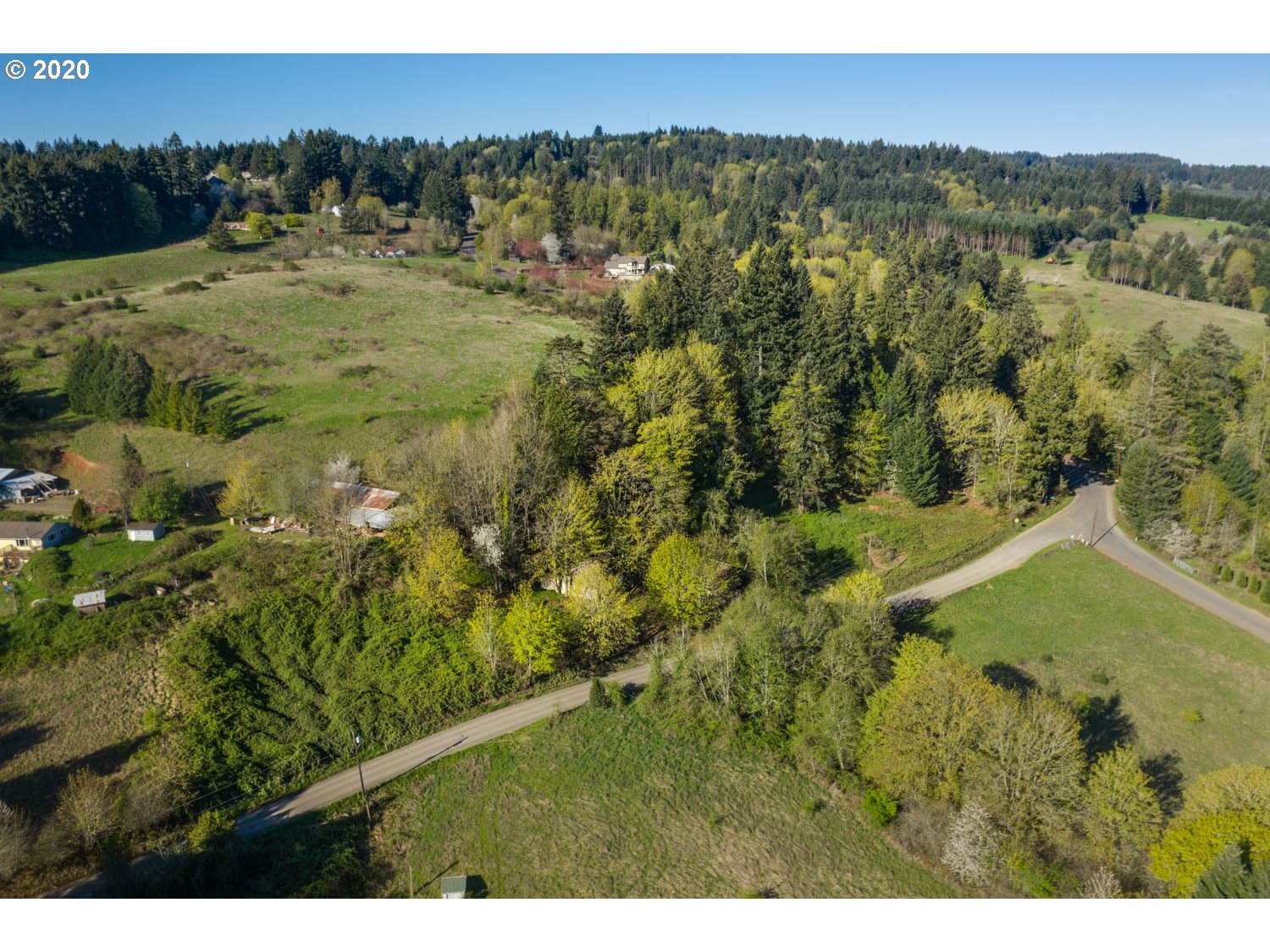 31200 Southwest Buckhaven Road Hillsboro, OR 97123 - Photo 12 of 19 Gallery Image 12
