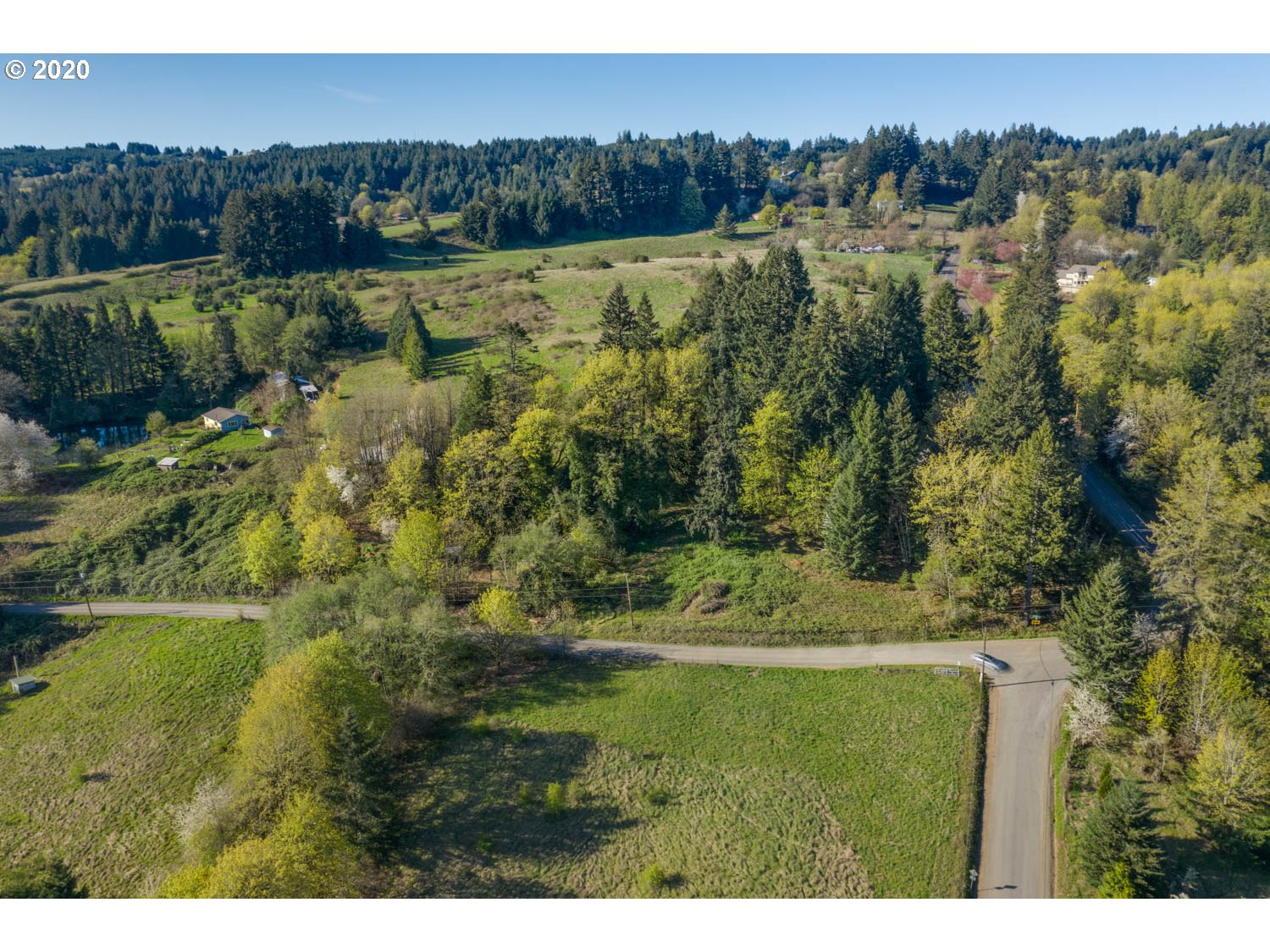31200 Southwest Buckhaven Road Hillsboro, OR 97123 - Photo 14 of 19 Gallery Image 14