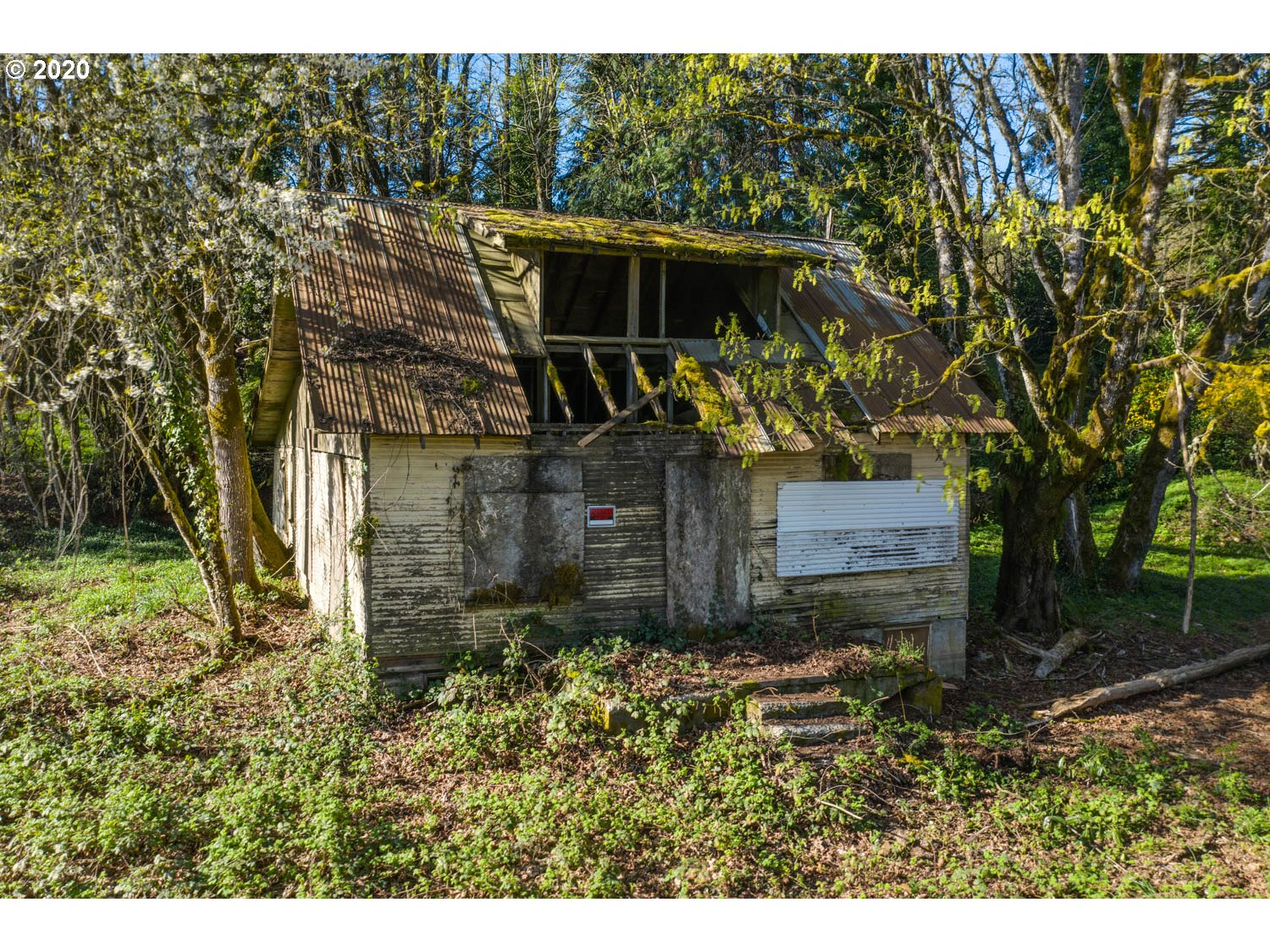 31200 Southwest Buckhaven Road Hillsboro, OR 97123 - Photo 6 of 19 Gallery Image 6
