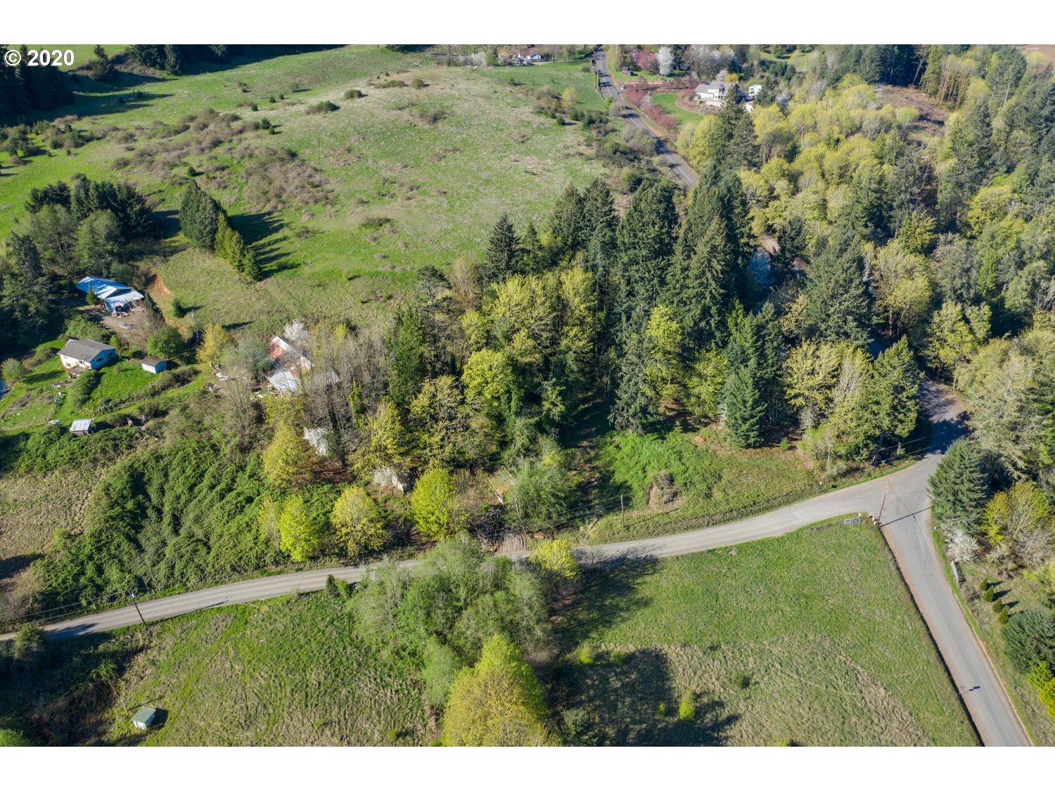 31200 Southwest Buckhaven Road Hillsboro, OR 97123 - Photo 8 of 19 Gallery Image 8