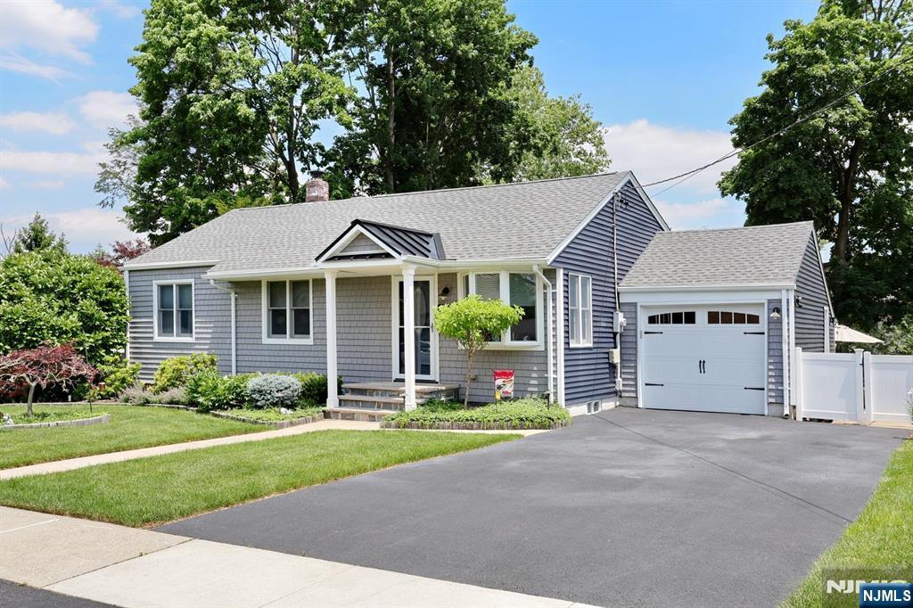 117 Roxbury Road Dumont, NJ 07628 - Photo 40 of 49