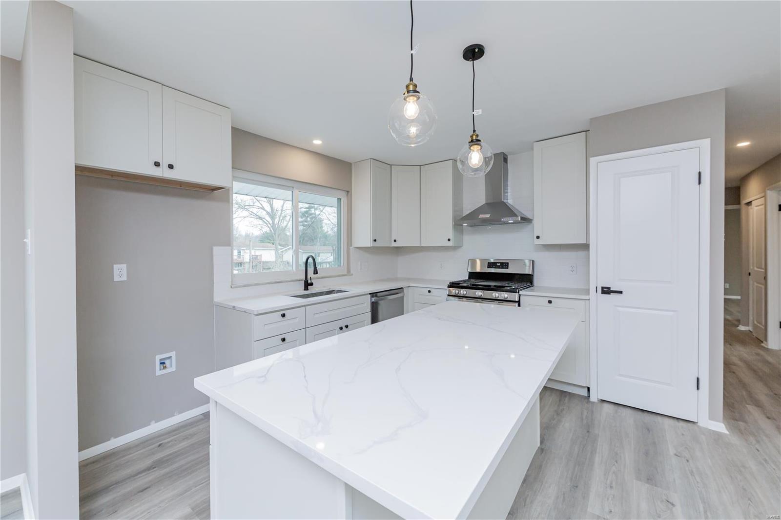 802 Brookvale Terrace Manchester, MO 63021 - Photo 12 of 34