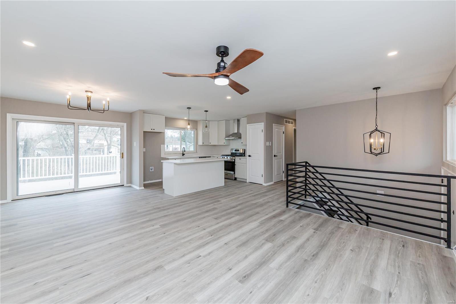 802 Brookvale Terrace Manchester, MO 63021 - Photo 7 of 34