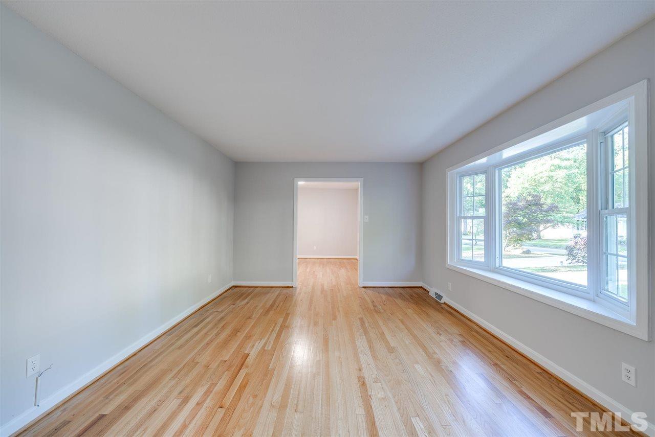 5309 Old Forge Circle Raleigh, NC 27609 - Photo 4 of 29