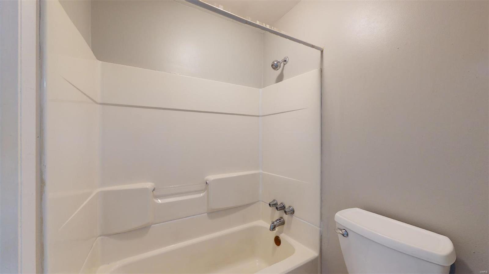 360 Towerwood Drive Ballwin, MO 63021 - Photo 19 of 44