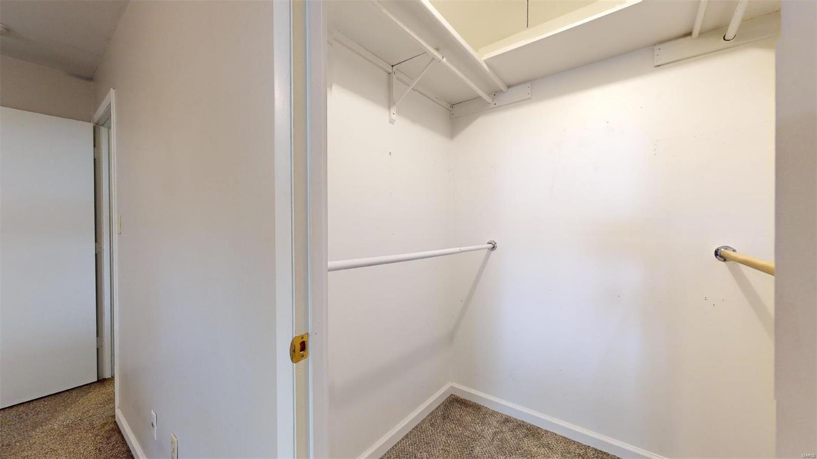 360 Towerwood Drive Ballwin, MO 63021 - Photo 22 of 44