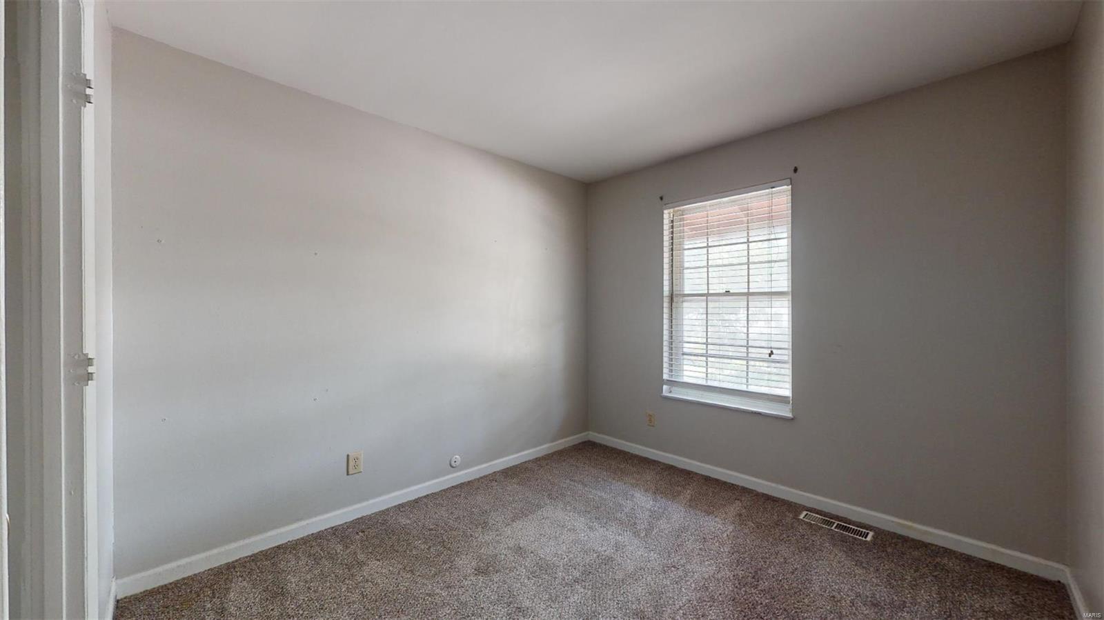 360 Towerwood Drive Ballwin, MO 63021 - Photo 24 of 44