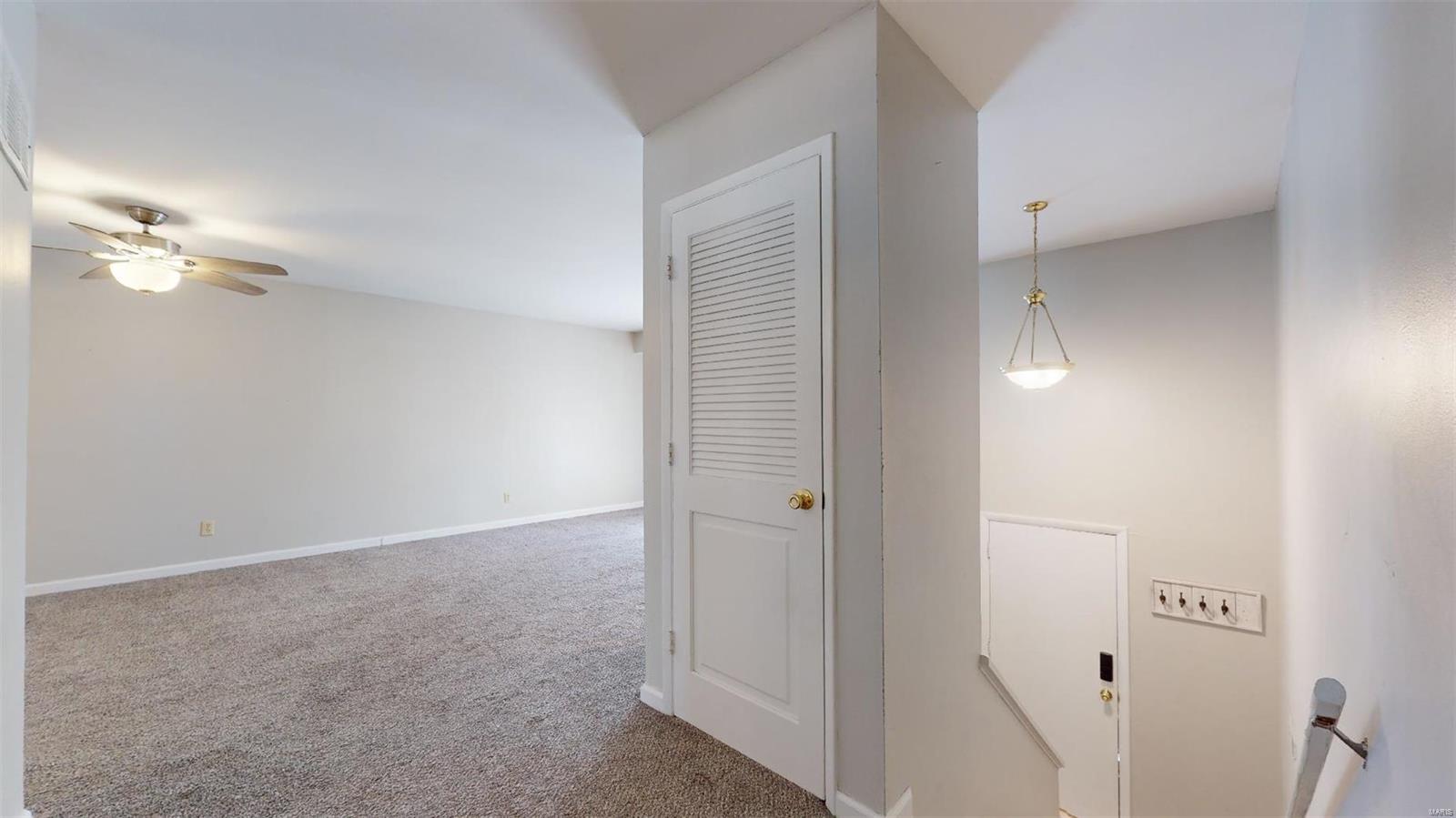 360 Towerwood Drive Ballwin, MO 63021 - Photo 4 of 44