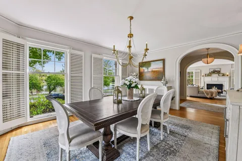 $2,200,000 | 2240 West Lake Of The Isles Parkway, Minneapolis, MN 55405