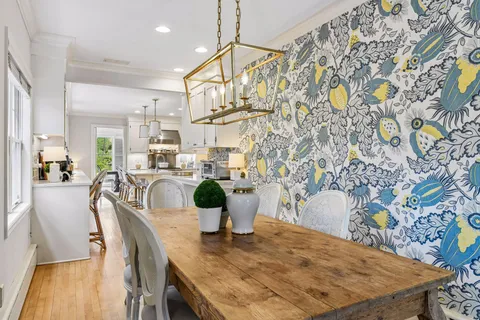$2,200,000 | 2240 West Lake Of The Isles Parkway, Minneapolis, MN 55405
