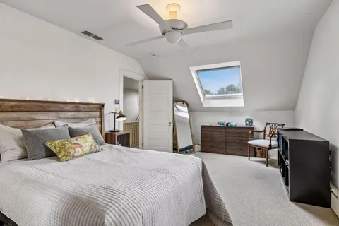 $2,200,000 | 2240 West Lake Of The Isles Parkway, Minneapolis, MN 55405