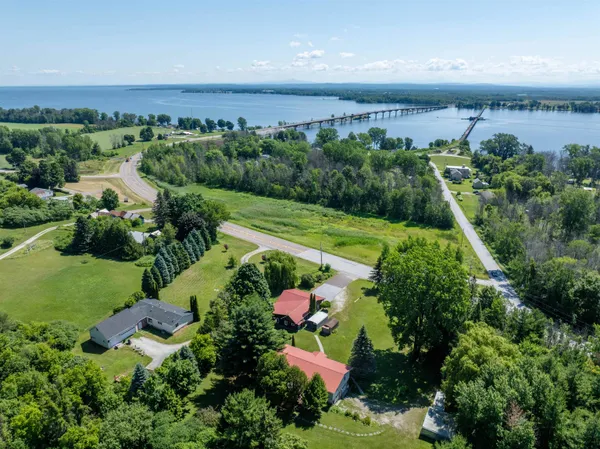$320,000 | 2557 Highway 78, Alburgh, VT 05440