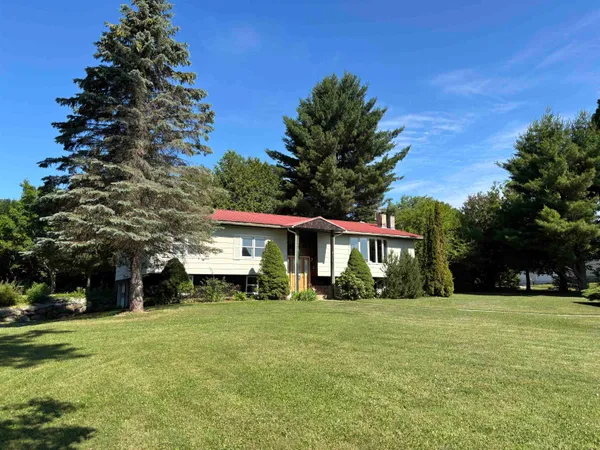 $320,000 | 2557 Highway 78, Alburgh, VT 05440