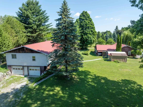 $320,000 | 2557 Highway 78, Alburgh, VT 05440