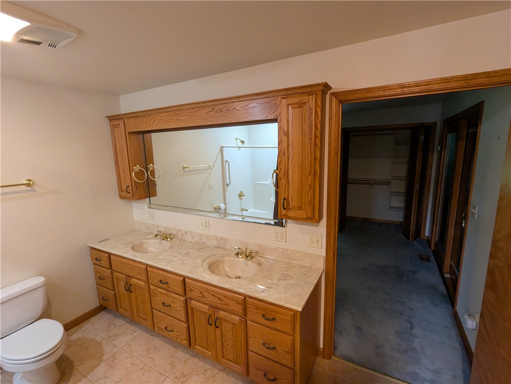 5830 County Road Charleston, IL 61920 - Photo 16 of 28