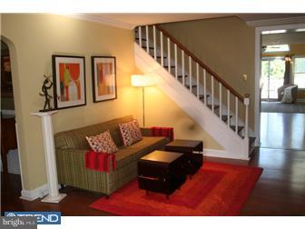 3045 Edmonds Road Lafayette Hill, PA 19444 - Photo 7 of 12 Living Room