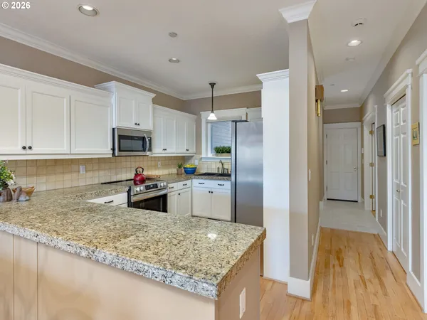 $429,000 | 210 Northeast 5th Street, Gresham, OR 97030