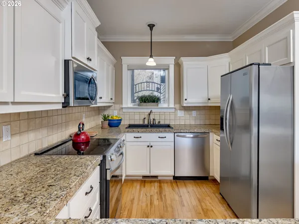 $429,000 | 210 Northeast 5th Street, Gresham, OR 97030