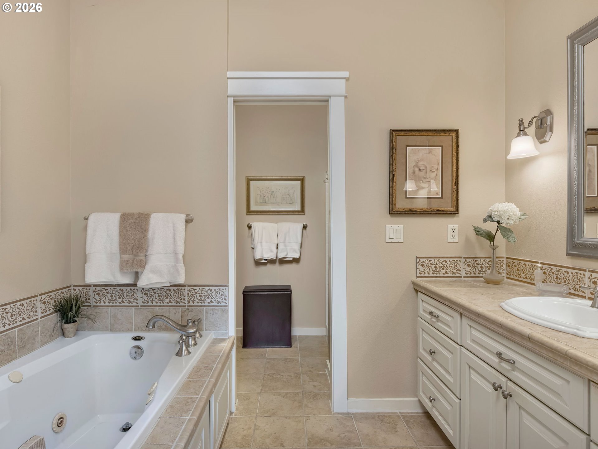 210 Northeast 5th Street Gresham, OR 97030 - Photo 24 of 36