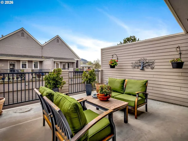 $429,000 | 210 Northeast 5th Street, Gresham, OR 97030