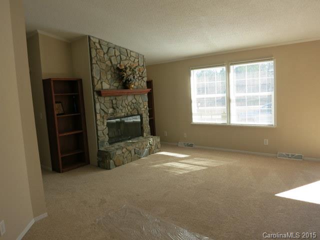4760 Edgeland Road Edgemoor, SC 29712 - Photo 4 of 15